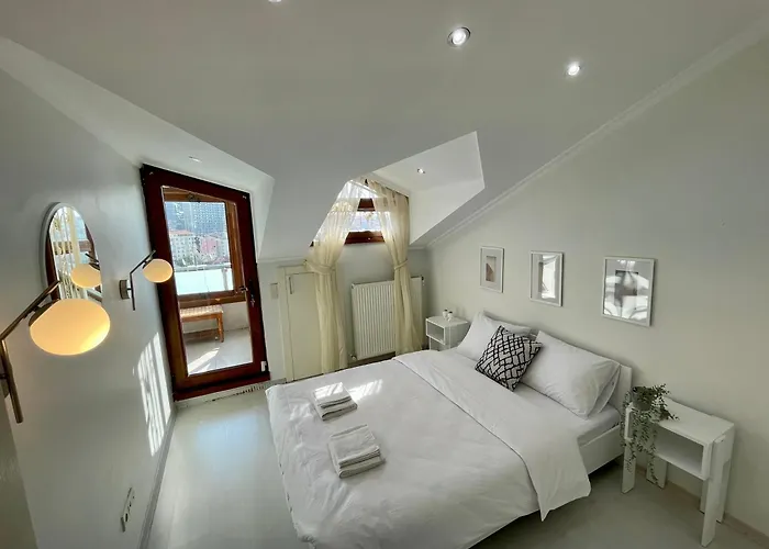 Kaplan Luxury Family Flat - 3 Bedrooms With Air Conditioning & Heating In The Apartment