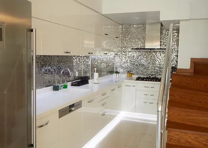 Apartment Kaplan Luxury Family Flat - 3 Bedrooms With Air Conditioning & Heating In The