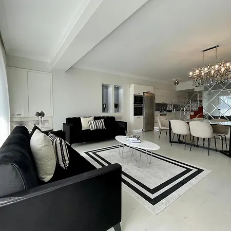 Kaplan Luxury Family Flat - 3 Bedrooms With Air Conditioning & Heating In The Lejlighed *